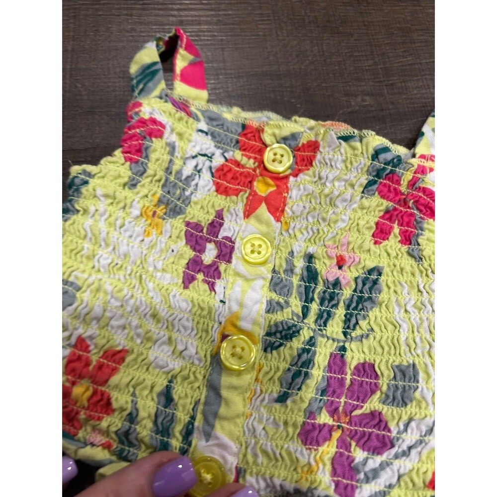 Top - Picture 2 of 3